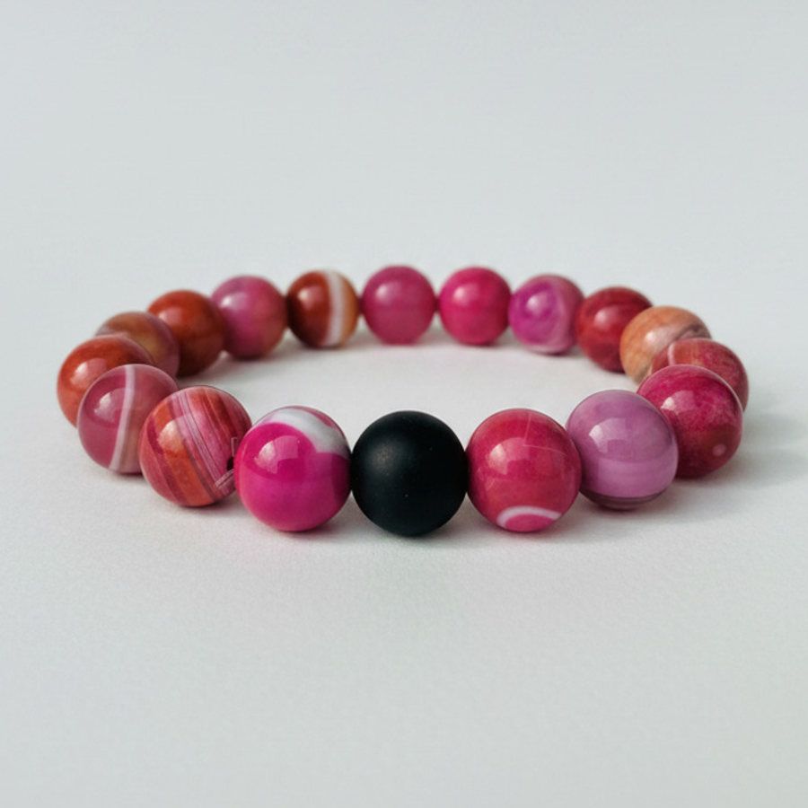 Pink Banded Agate x Black Matte Onyx